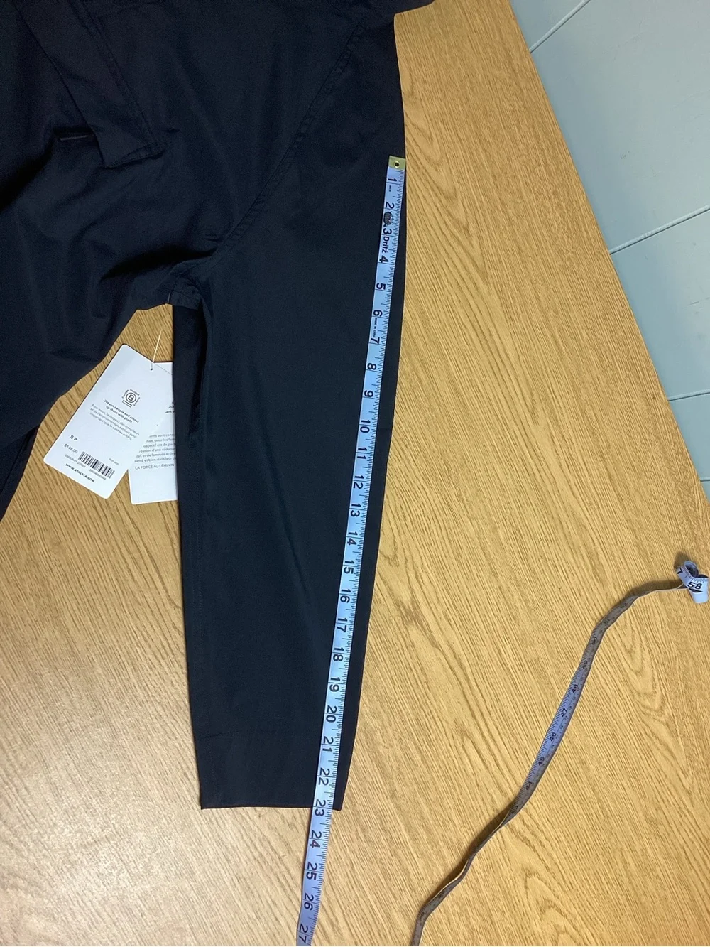 NWT Athleta Sojourn Pleated Back Pullover Top; Size: S/P